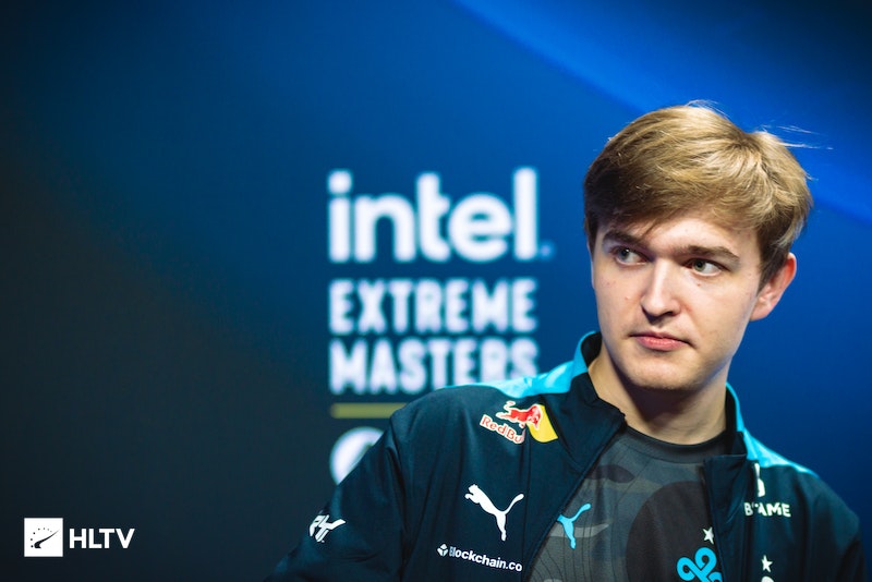 LPL夏季赛W1D6：Tangyuan被按替补席，新人Xzz挑战Knight