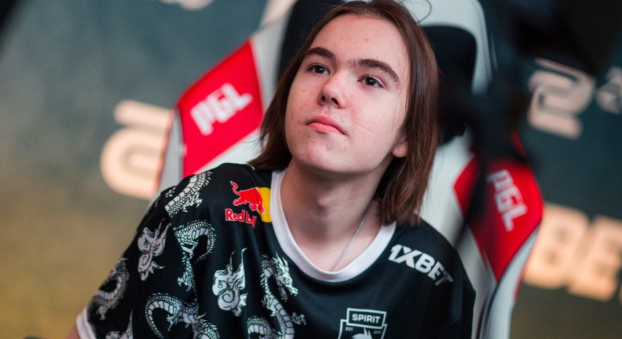 北美LCS夏季赛常规赛结束，TL、C9常规赛前二离S14只差一步